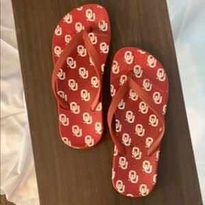 OU Kids Red Flip Flops